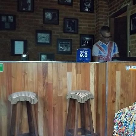 Chales City Camael São Tomé das Letras Bagian luar foto