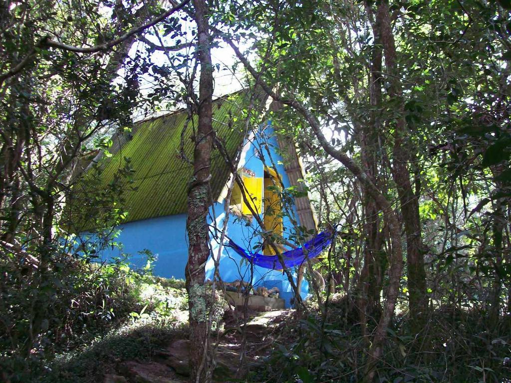 Chales City Camael São Tomé das Letras Bagian luar foto